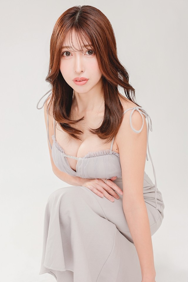 夏目 梨仔プロフィール写真2